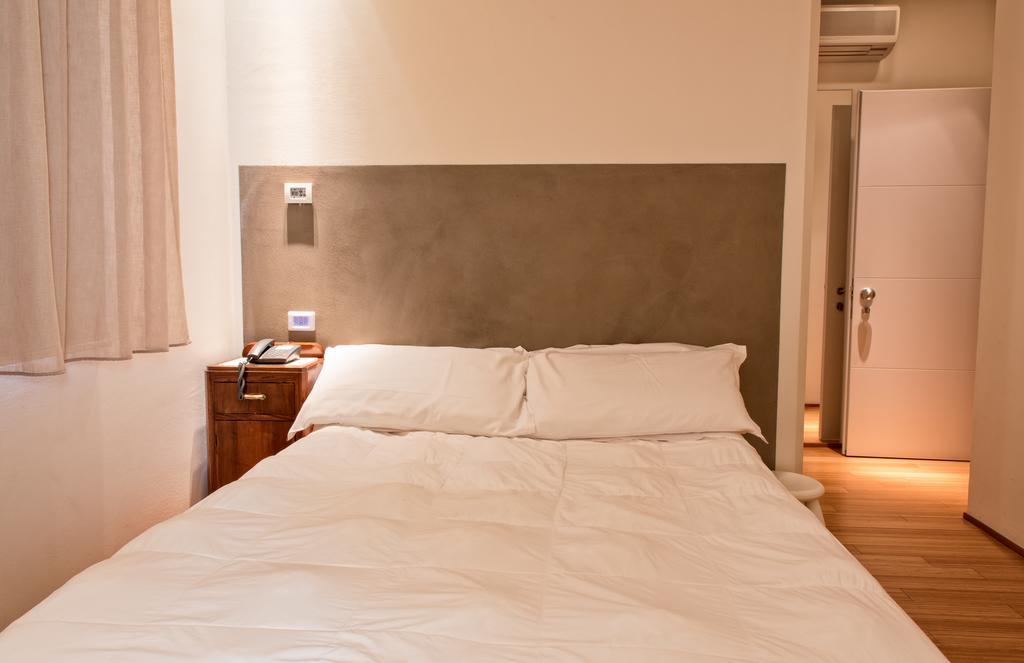 Hotel Country House La Radice Civitanova Marche Zimmer foto